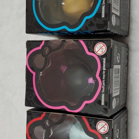 NIP 3 Monster High Vinyl Figures - Picture 7 of 12